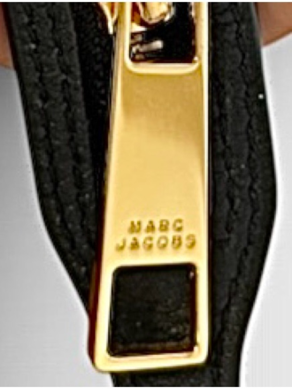 Marc Jacobs City Slick Black Leather Shoulder Bag, Like New Condition - Picture 6 of 8